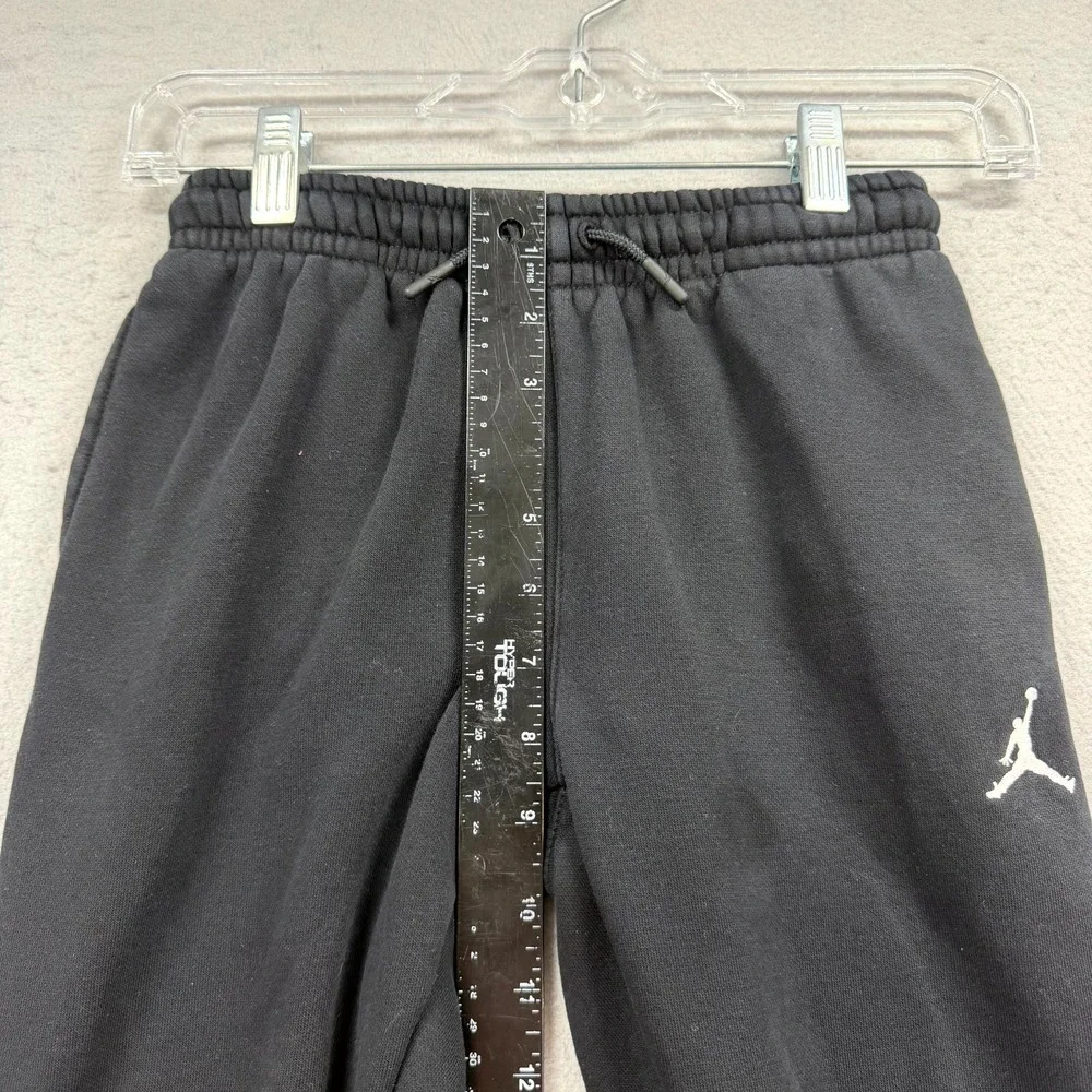 Jordan Essentials Fleece Jogger Pants Boys S Fits 23x21* Black Training Gym Wear